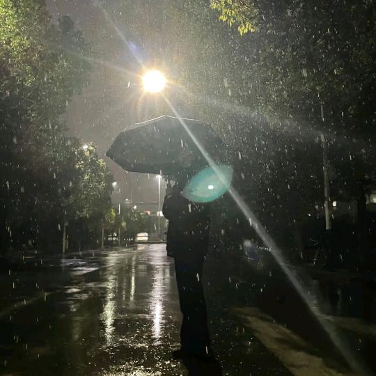 东瓶西镜