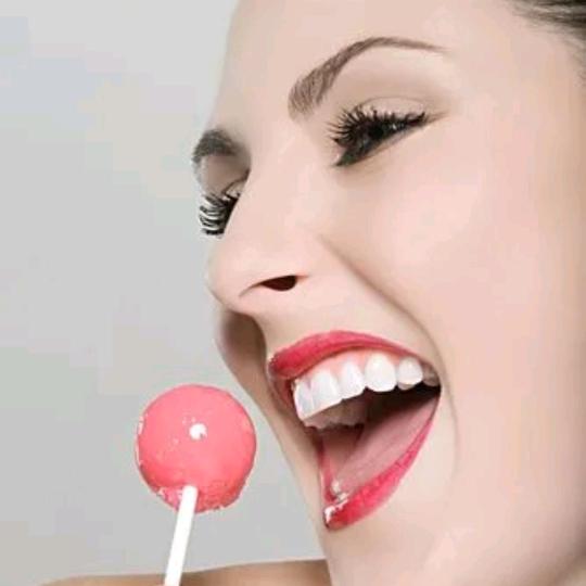 💞(╯3咬着棒棒糖游天下(╯3💞