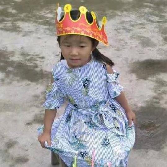 苦命的人是专业做家政的，没有谁体会我的感