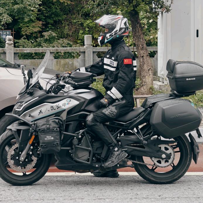 🏍️梦里花落🏍️