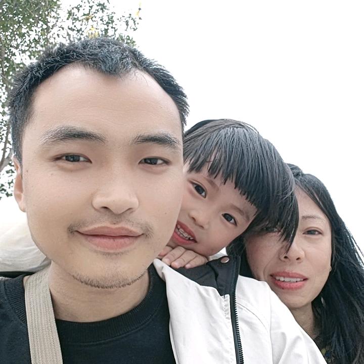 唐杨夫妇（差15岁姐弟恋）