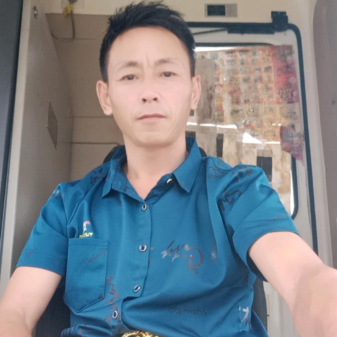 塔吊司机，李繁荣