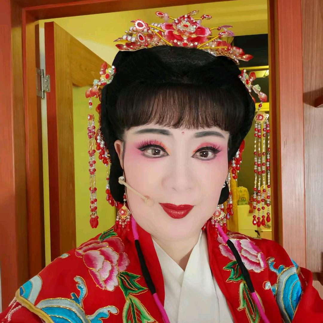 庐剧张承芳