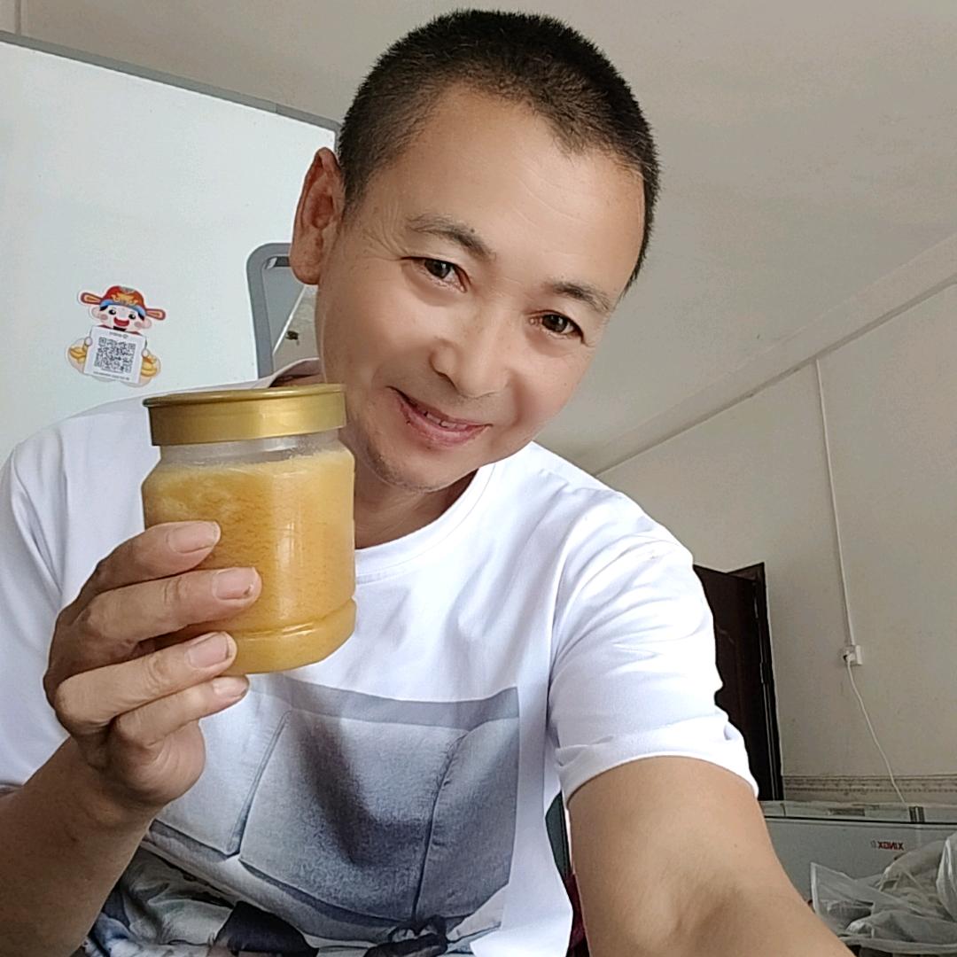 巡检养蜂人
