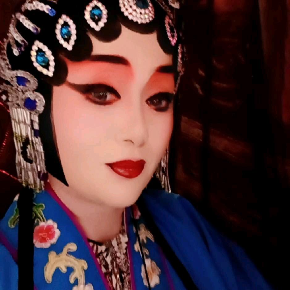 贺春梅