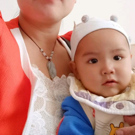 同兴菜市石燕伍斌水产鱼类。