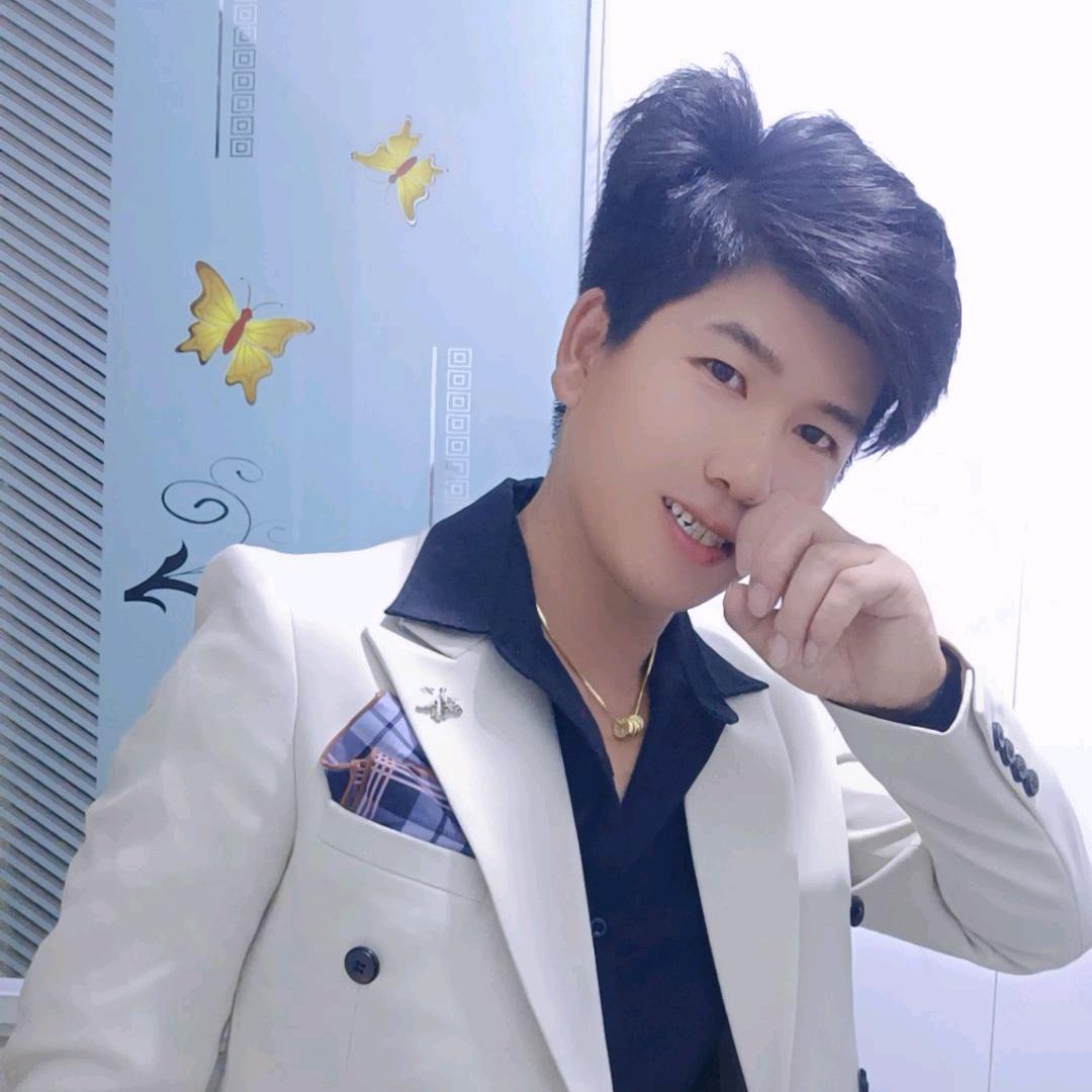 农村小伙曹金金