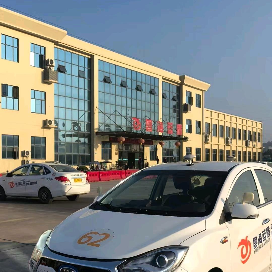 蓝盾驾校:吴老师