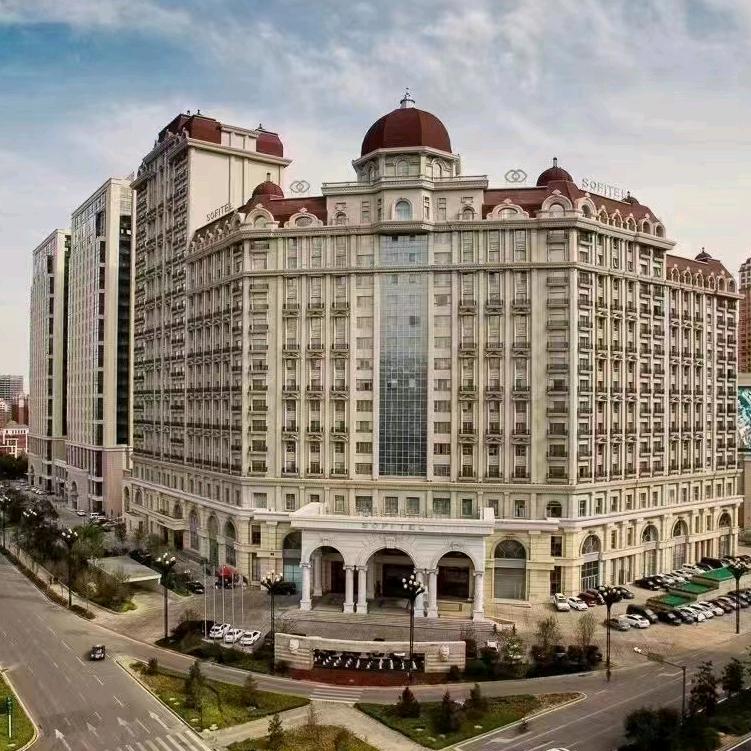 西宁新华联索菲特游泳健身中心