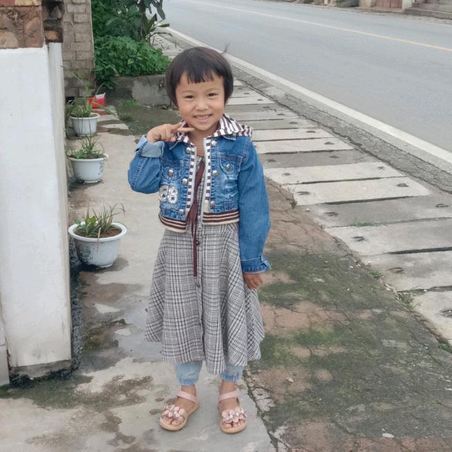 (っ'-')╮=͟͟͞͞💌