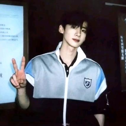 逆袭为人生赢家的男主