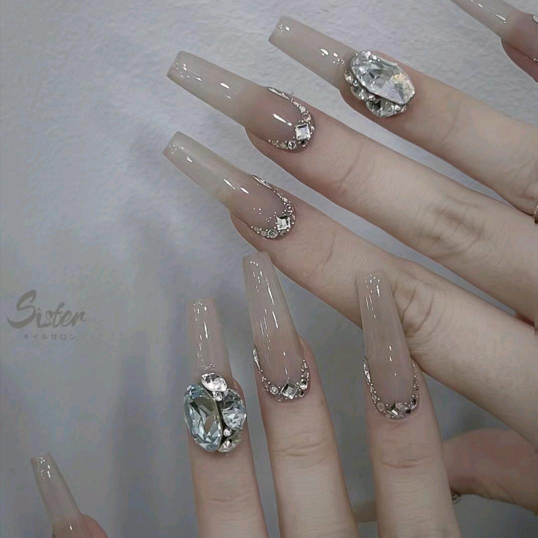 竹琳美甲美睫店