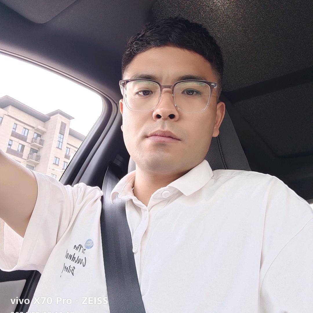 大胡子米线铺