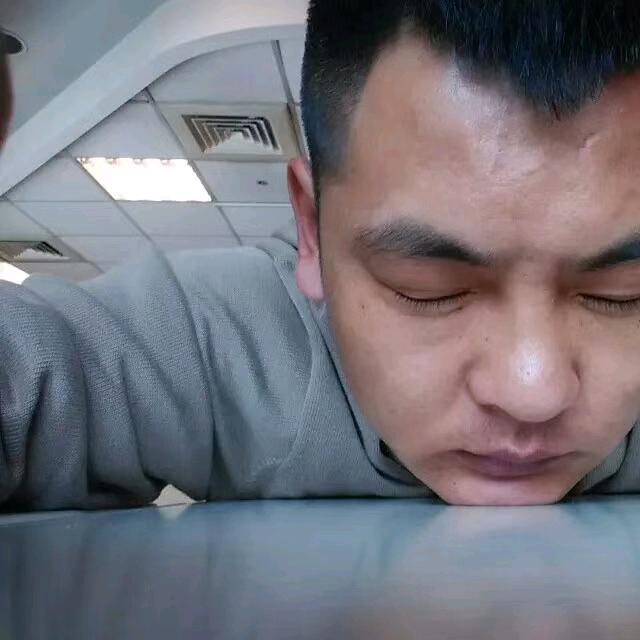 越野越男人