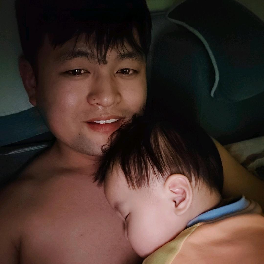 爱吃肉的老裴🌈