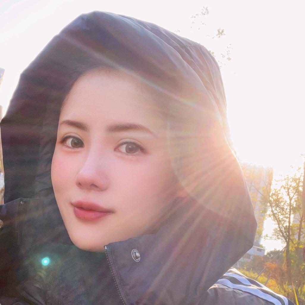 龙妤柠✨