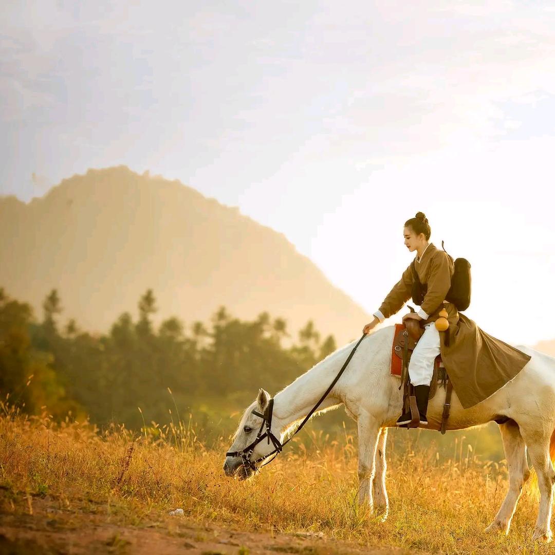 生活有点难，不如躺平