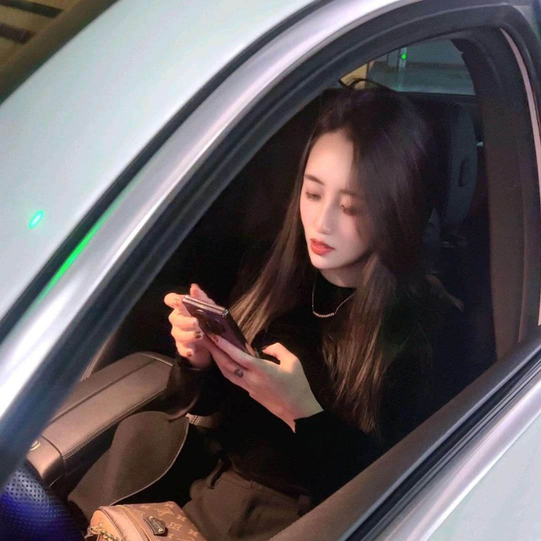 请叫我晓歪（长春金融）