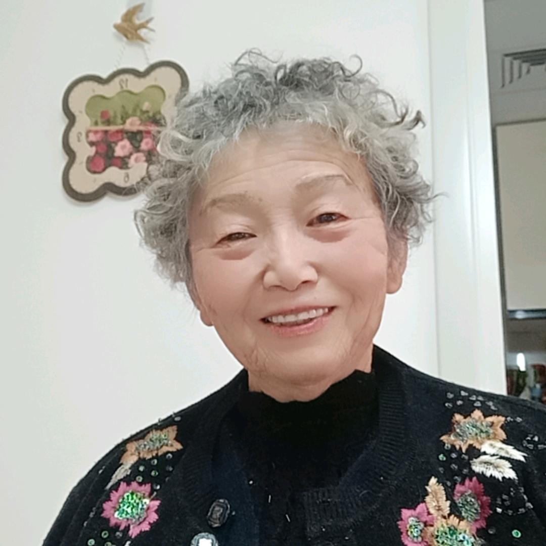 快乐胡令司每晚7:30到9点，