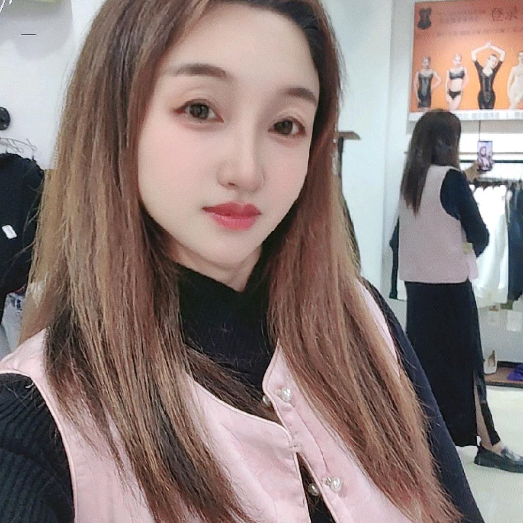 湛姐姐，馨梦之家软体家居床垫厂（谢绝连赞