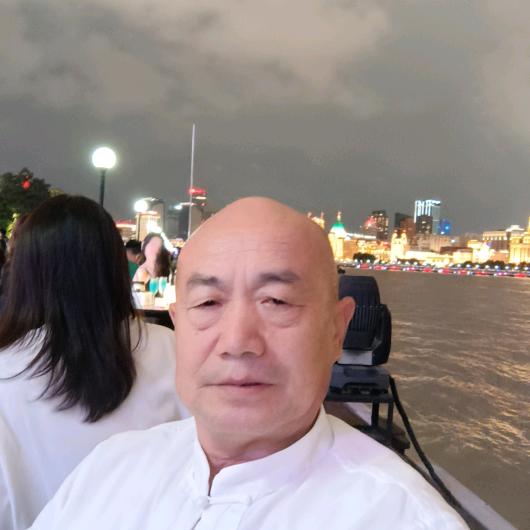 光头哥