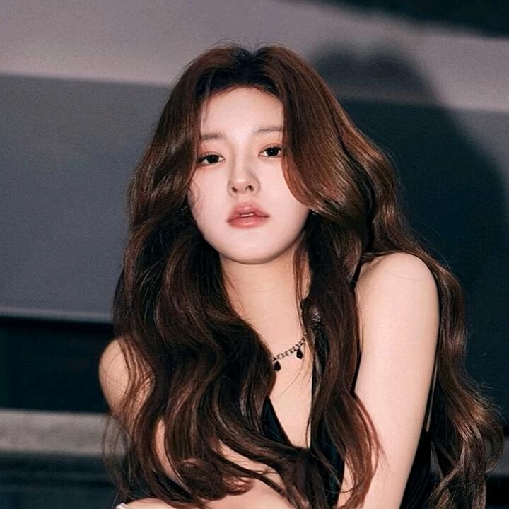 ROSY.露浔.💞