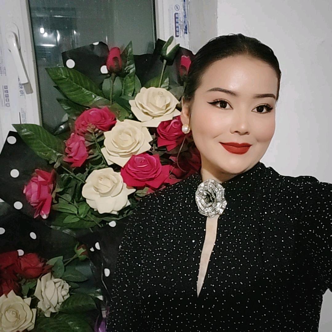 木卡代斯妈咪♥