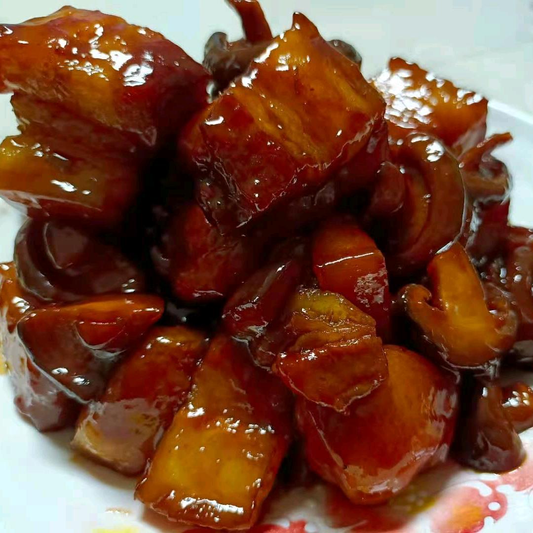 大块红烧肉