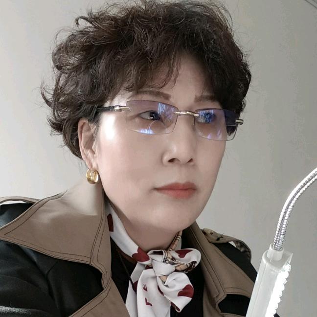 严兰：正能量