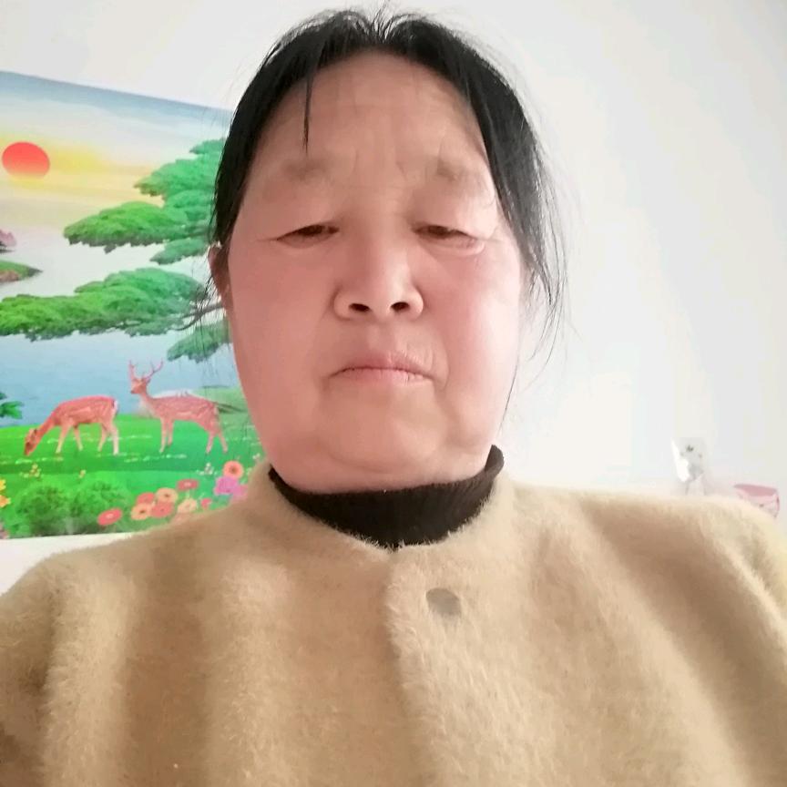 霞姐中午12点40开播