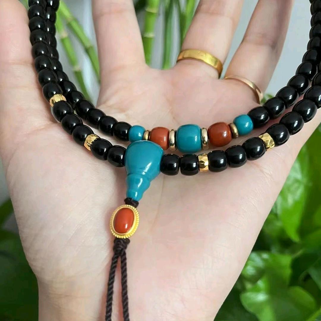 华吉原矿缘松石