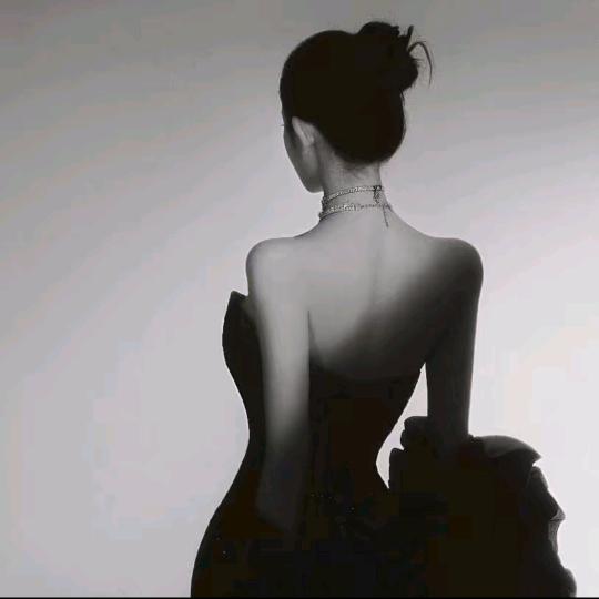 是欣ღ