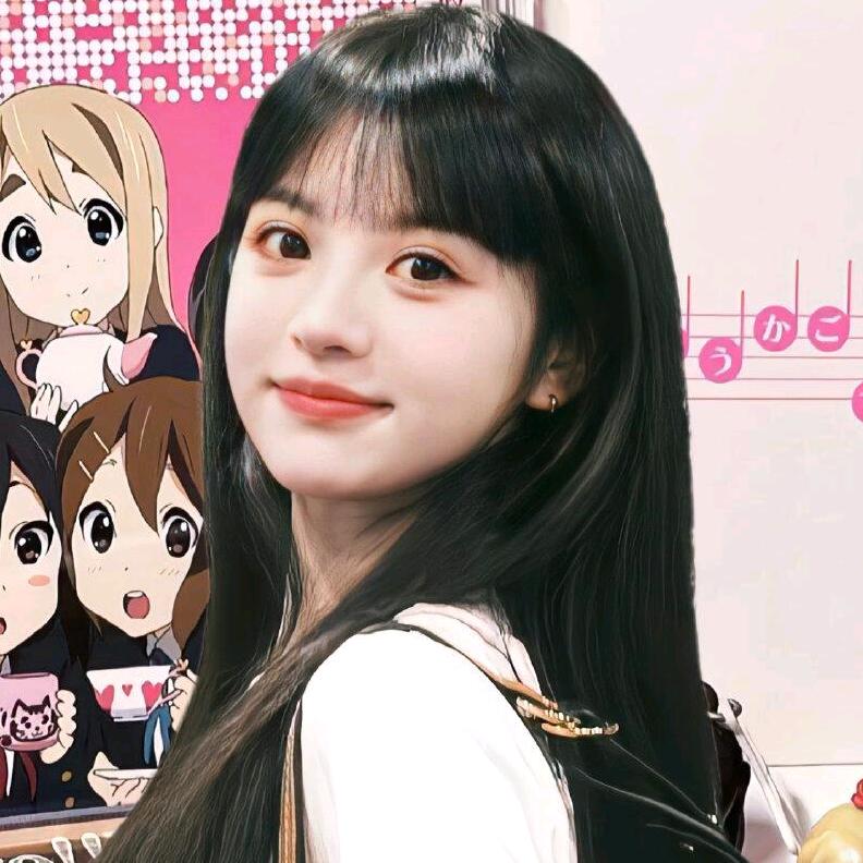 莓莓有点甜
