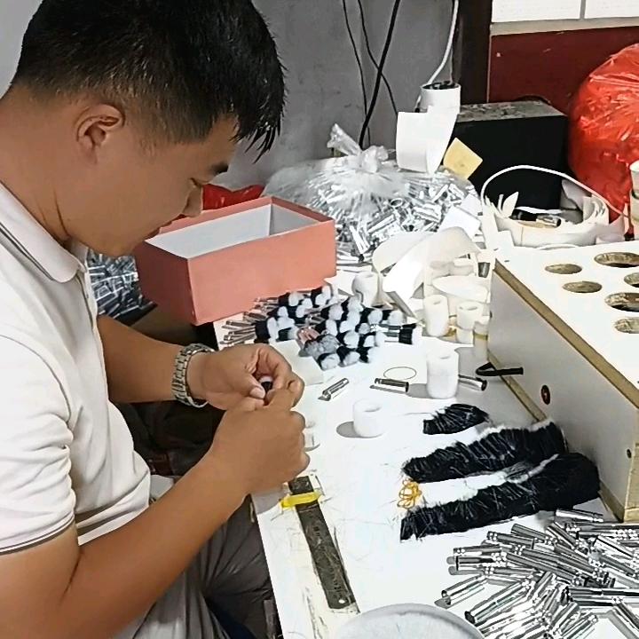 专业化妆刷加工。欢迎各位老板合作共赢。