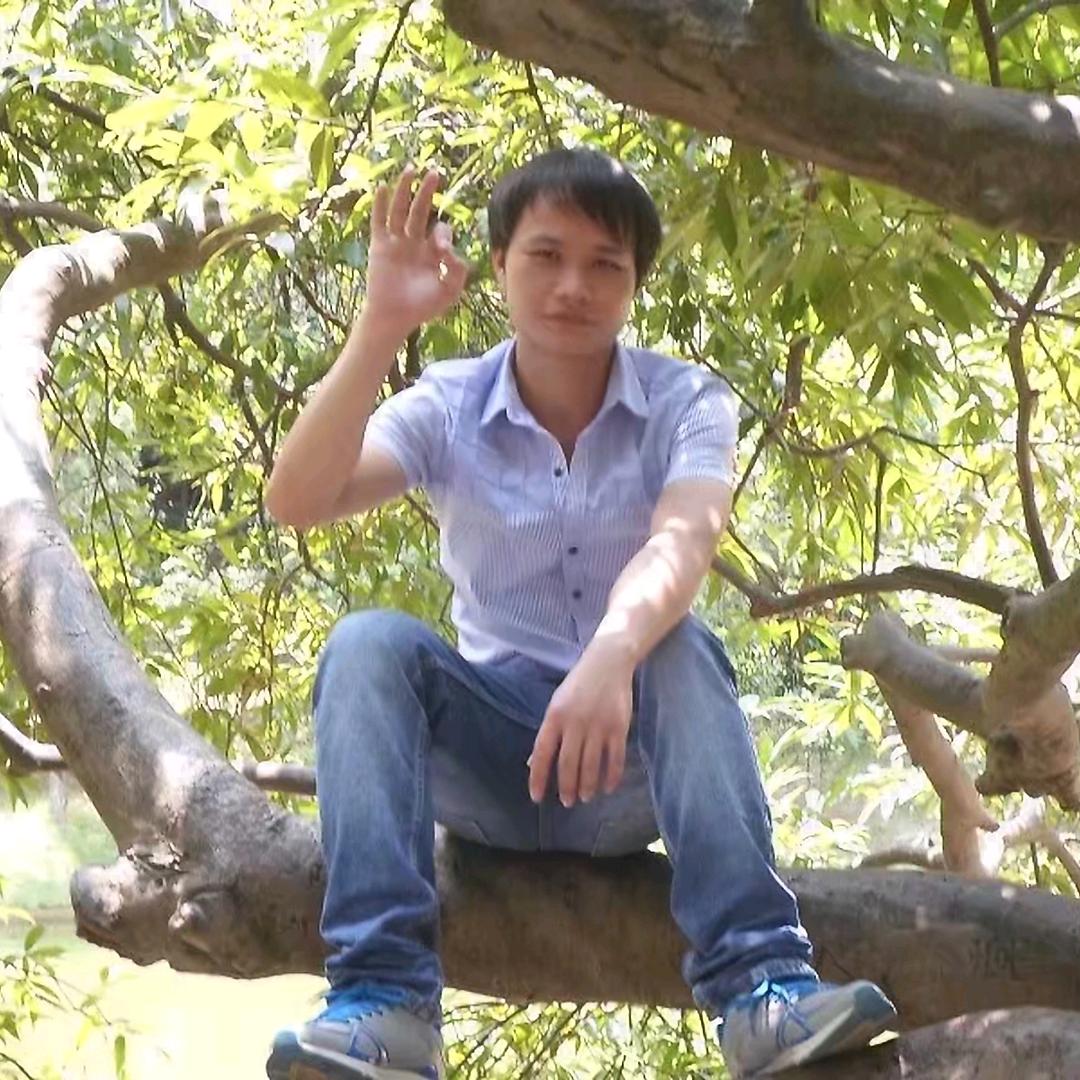 小卢呀