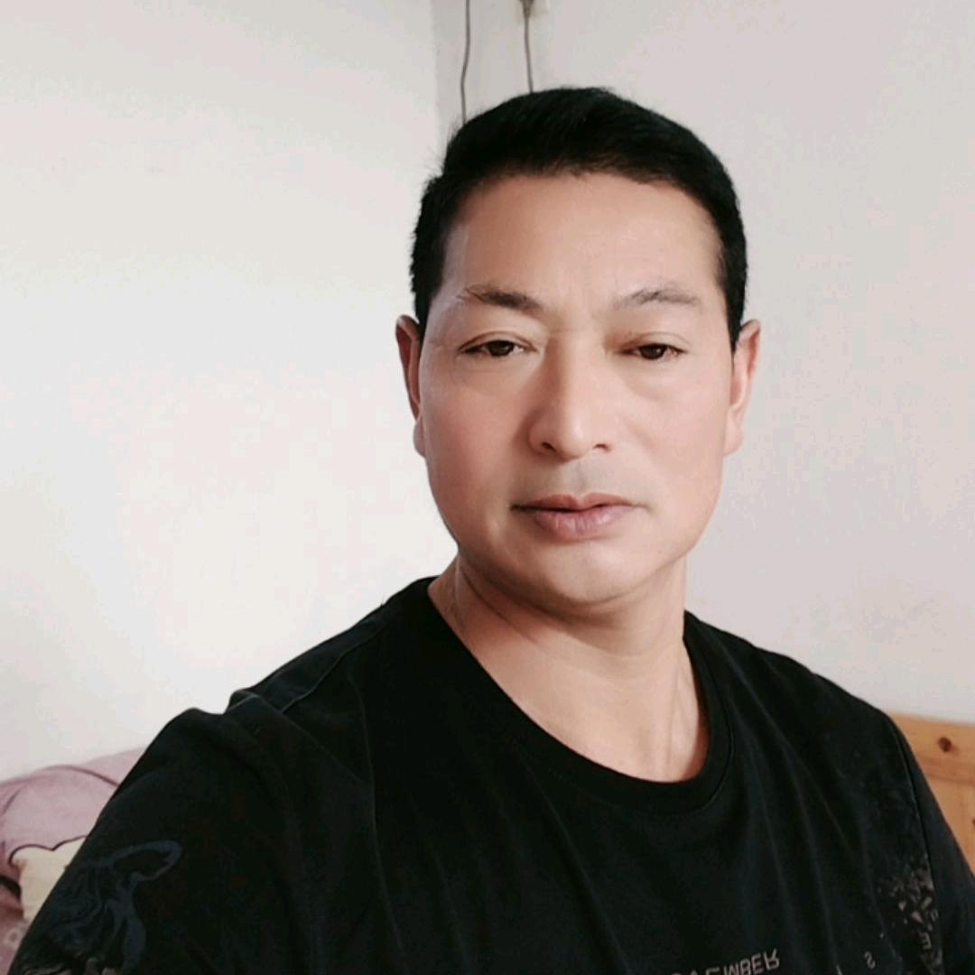 王红艳。