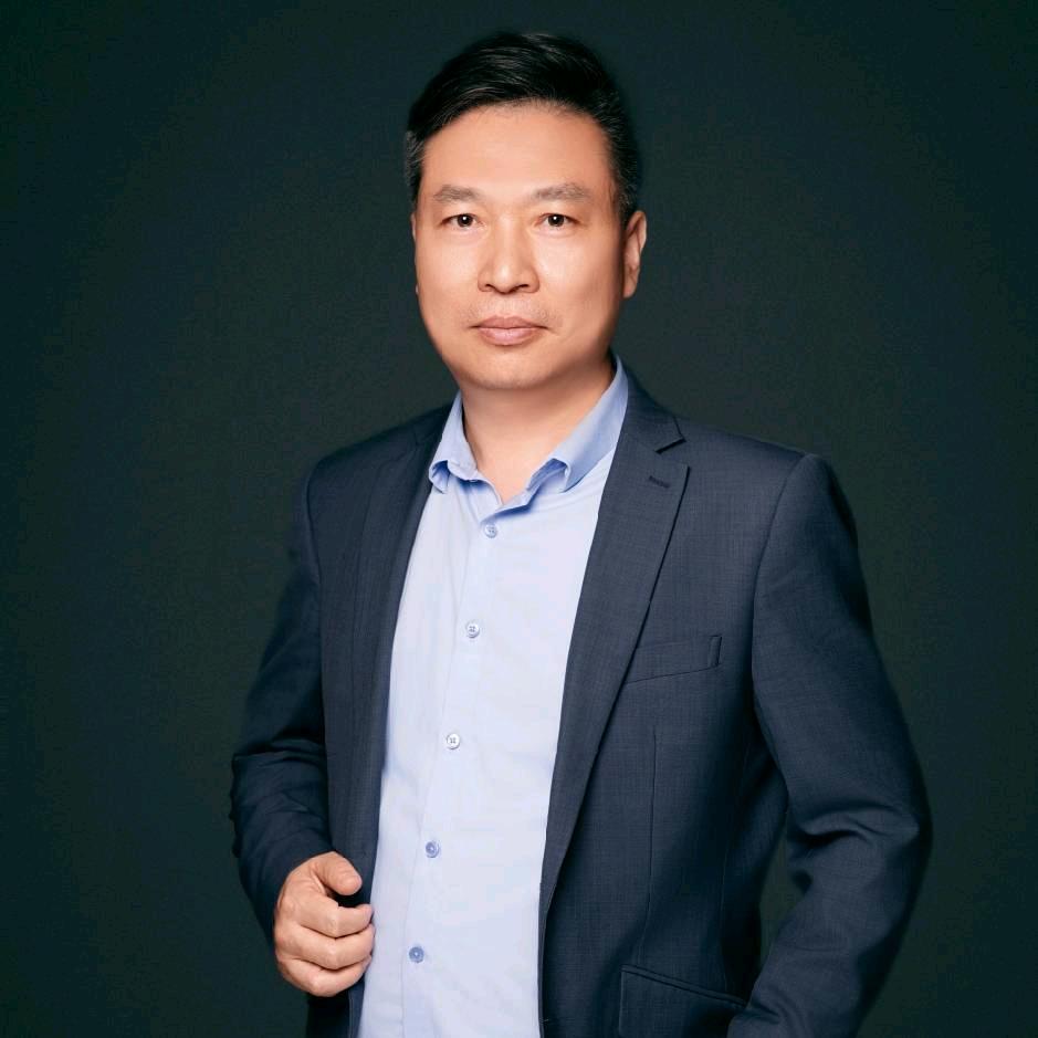 雷海军律师