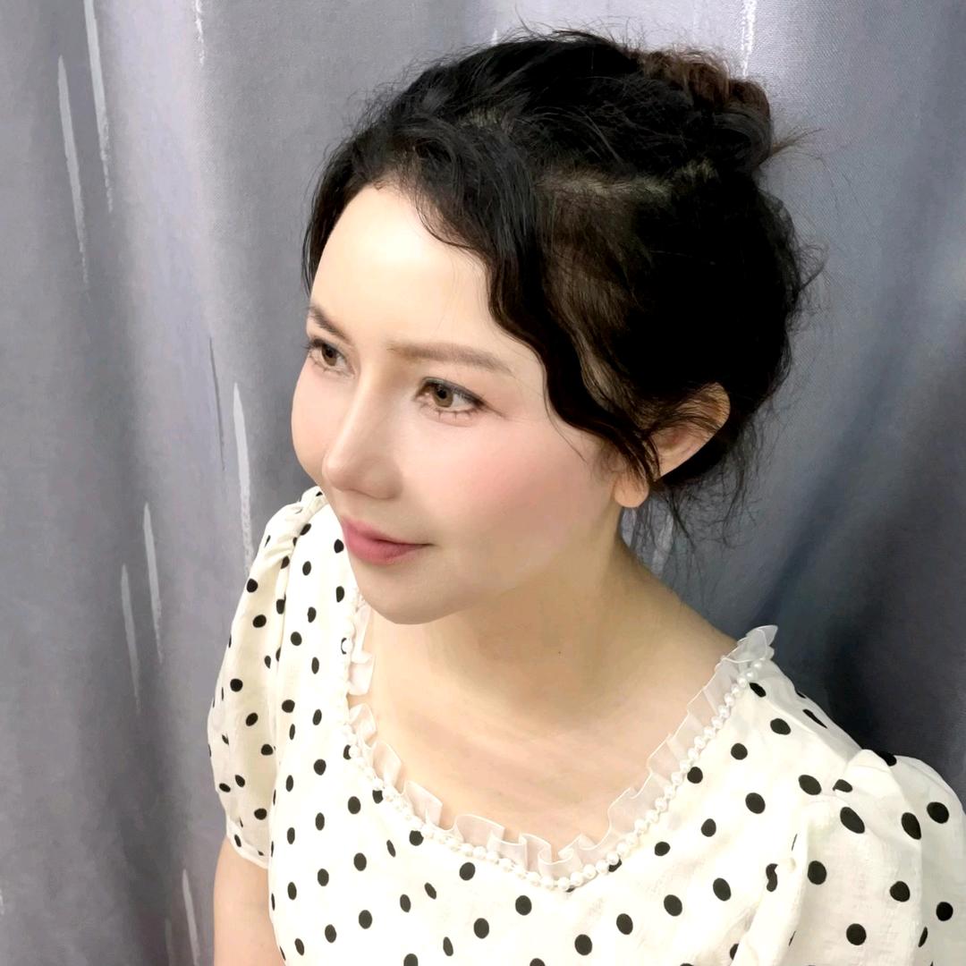 大燕子穿花衣