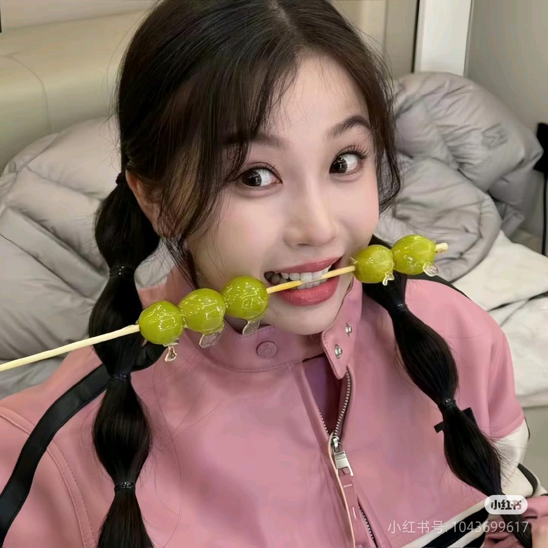 奥特曼跳芭蕾舞