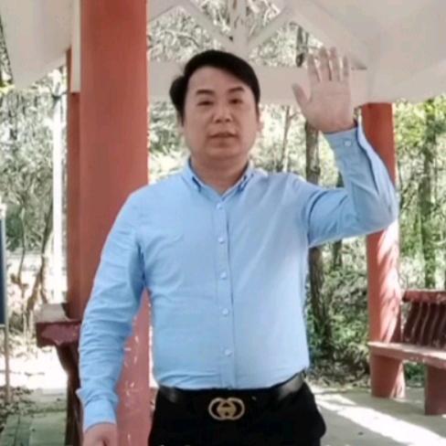 周大富