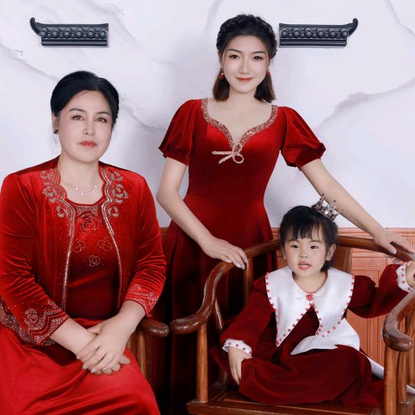 丽丽一家人