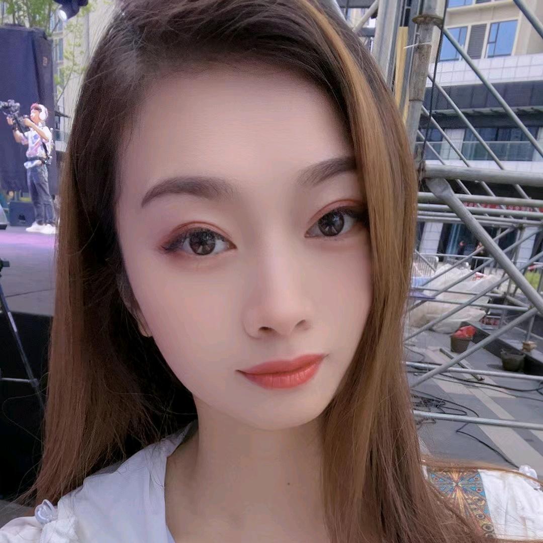 莎莎（钢管舞）