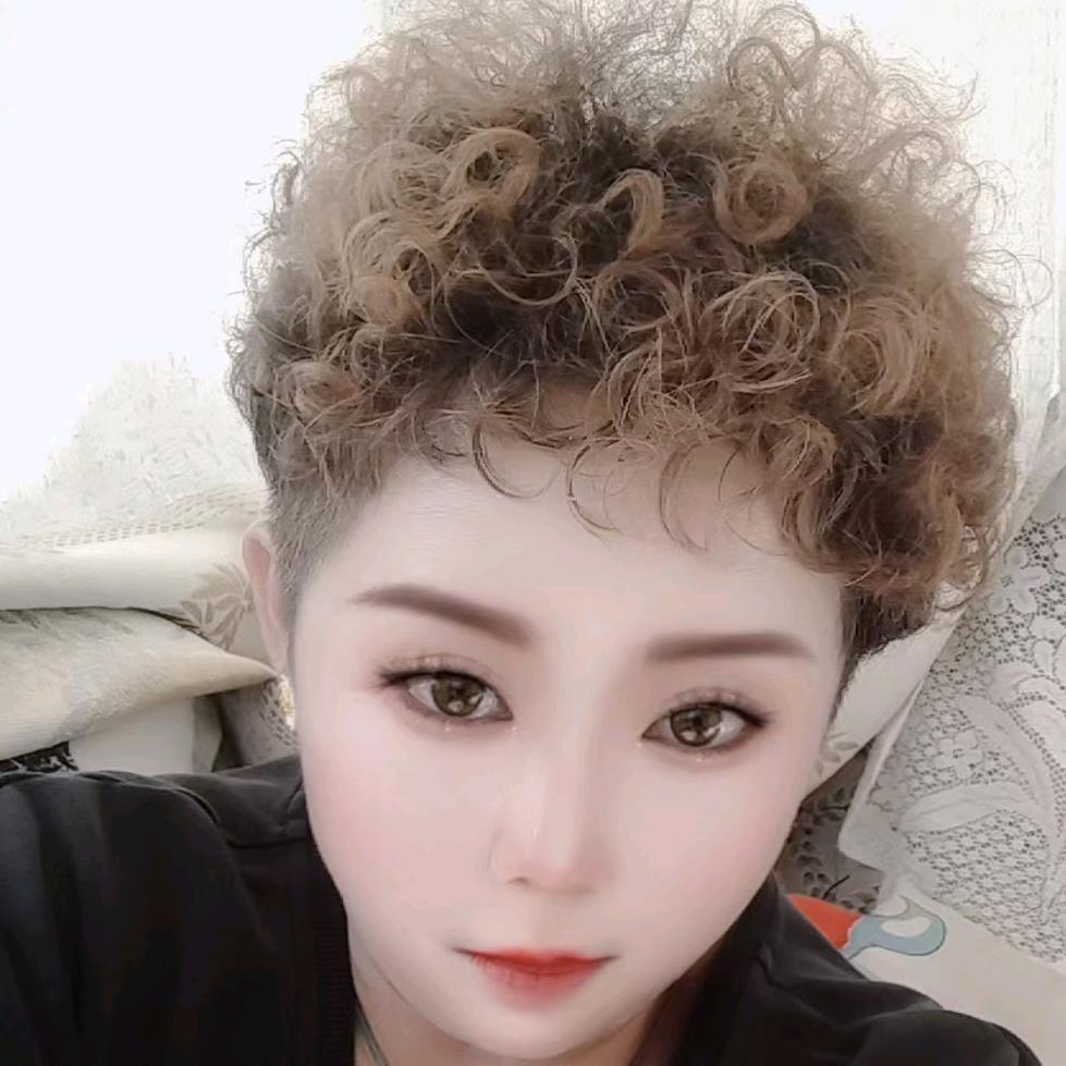 搞笑娱乐。