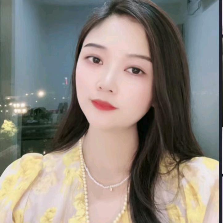 黄妮妮