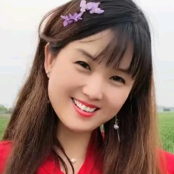 相逢笑笑