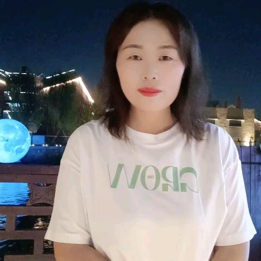 鹏哥麻麻
