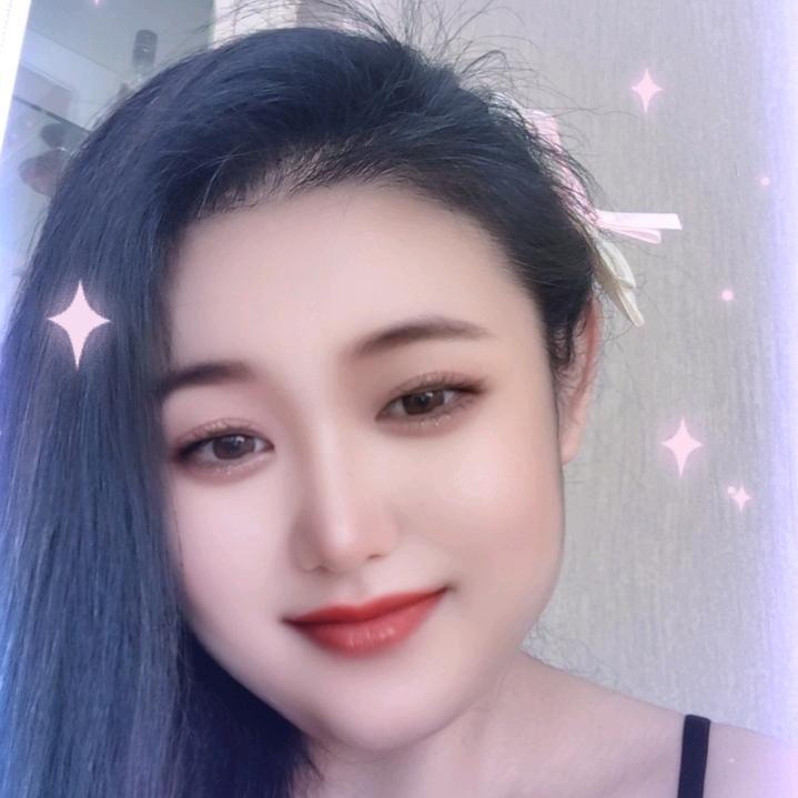 一个卖海肠捞饭的娘们