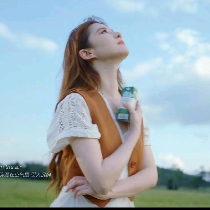 @伊利推荐官罗兴菊