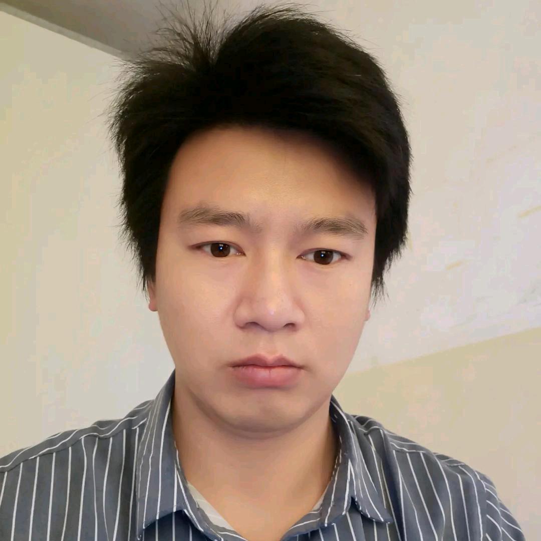 李秋林