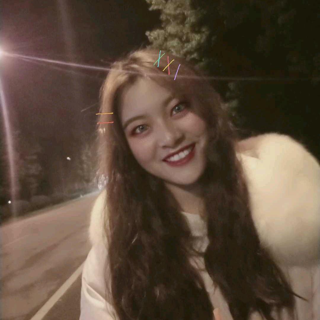 我的闺蜜 只能我欺负